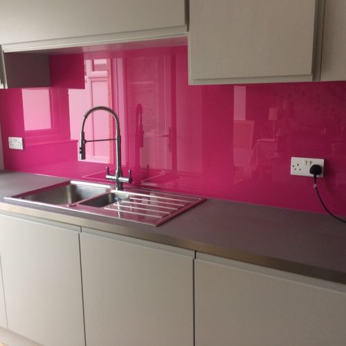 pink kitchen splashback