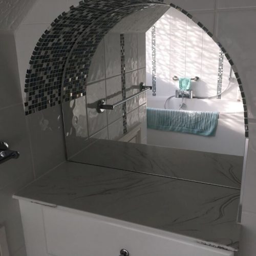 arched mirror